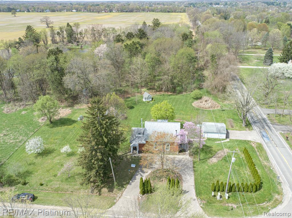 4015 BENNETT LAKE Road, Fenton, MI 48430 — Photo 49