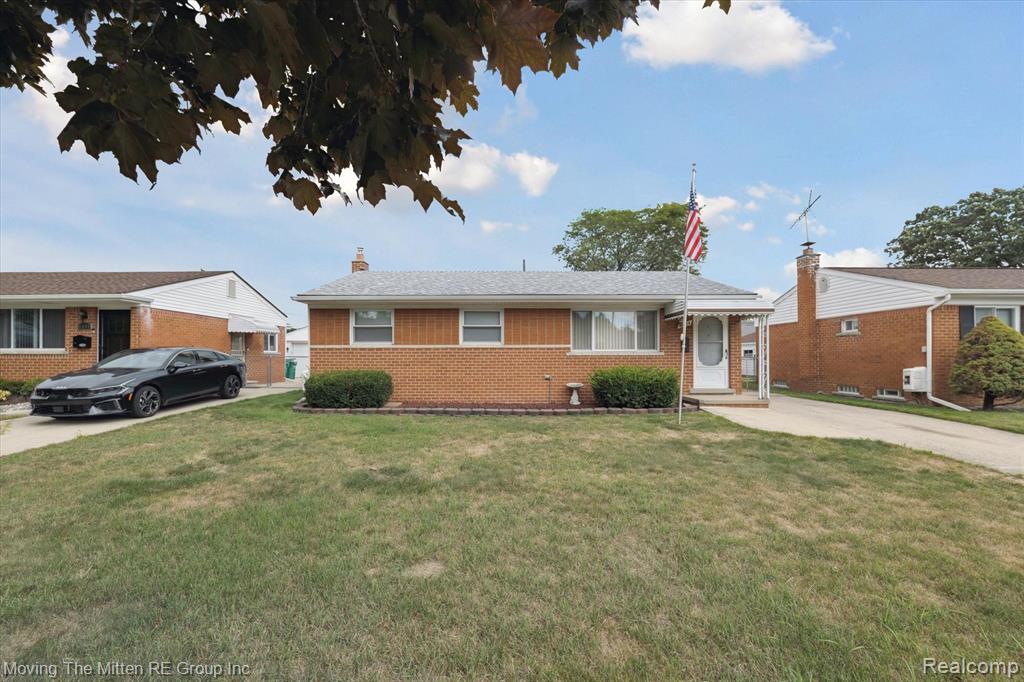 6484 Huntleigh Street, Garden City, MI — front exterior