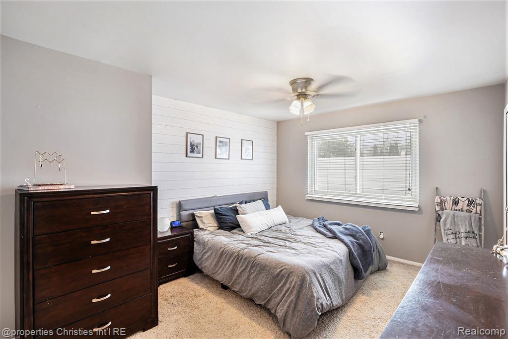 3990 Cresthaven Drive, Waterford, MI 48328 — Photo 10