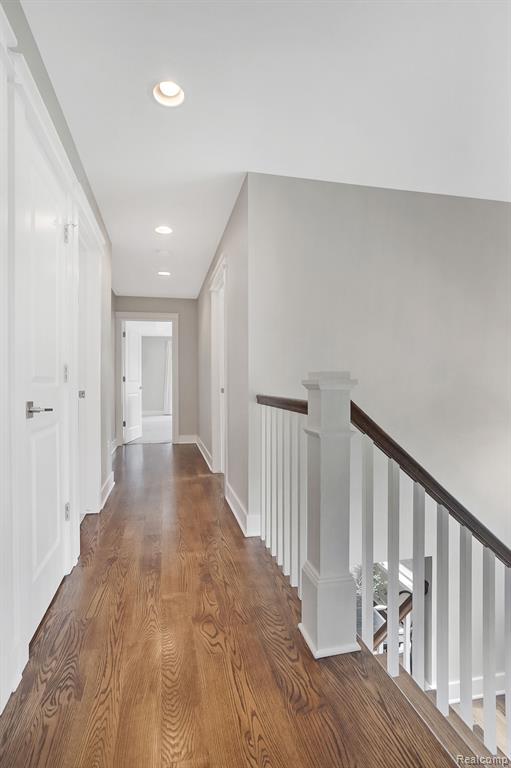 902 FERNWOOD Road, Royal Oak, MI 48067 — Photo 24