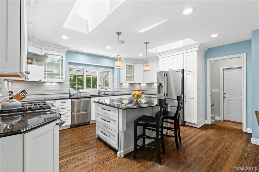 7299 OLD MILL Road, Bloomfield Hills, MI 48301 — Photo 15