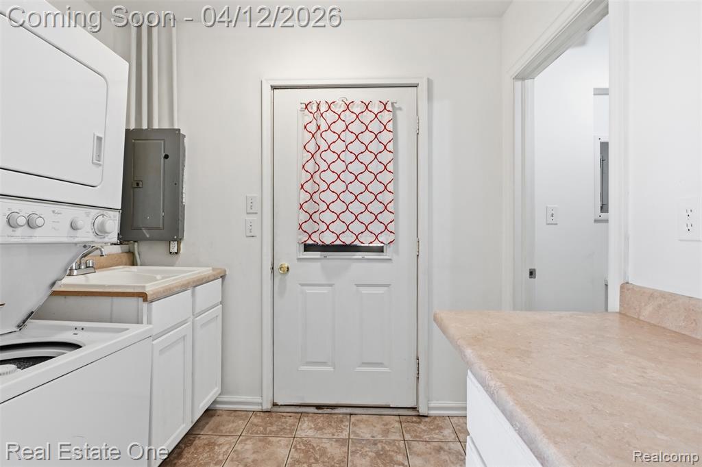 5908 Pine Street, Taylor, MI 48180 — Photo 13
