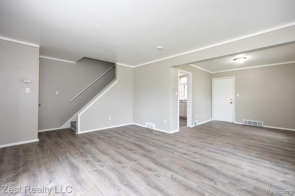 7601 Curtis Street, Detroit, MI 48221 — Photo 4