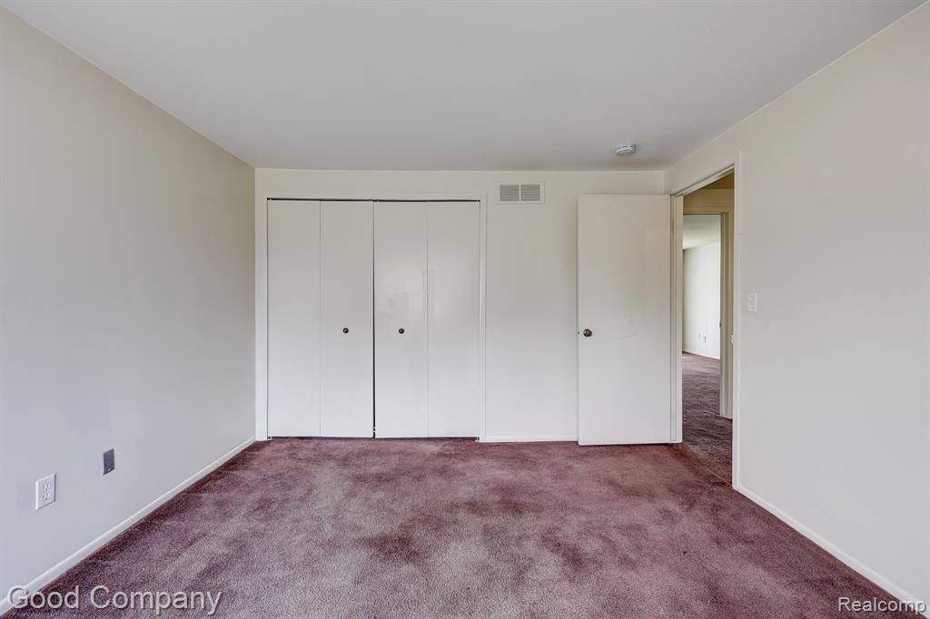 1 FREDRICKSBURG TOWNE Street, Southfield, MI 48075 — Photo 19