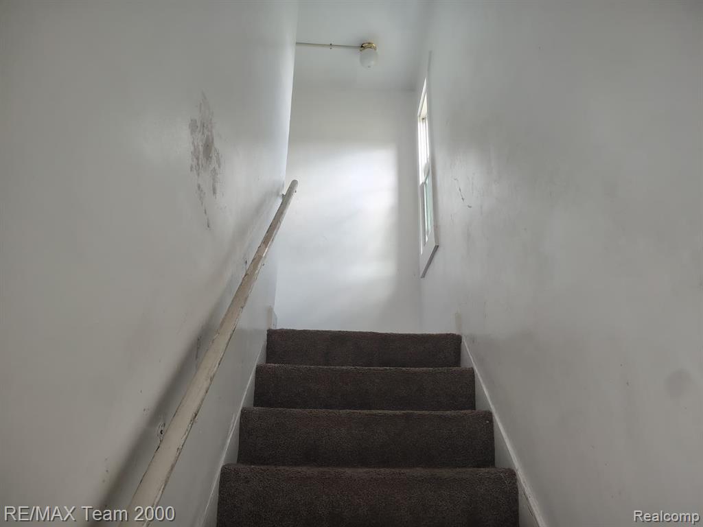 8860 Appoline Street, Detroit, MI 48228 — Photo 38