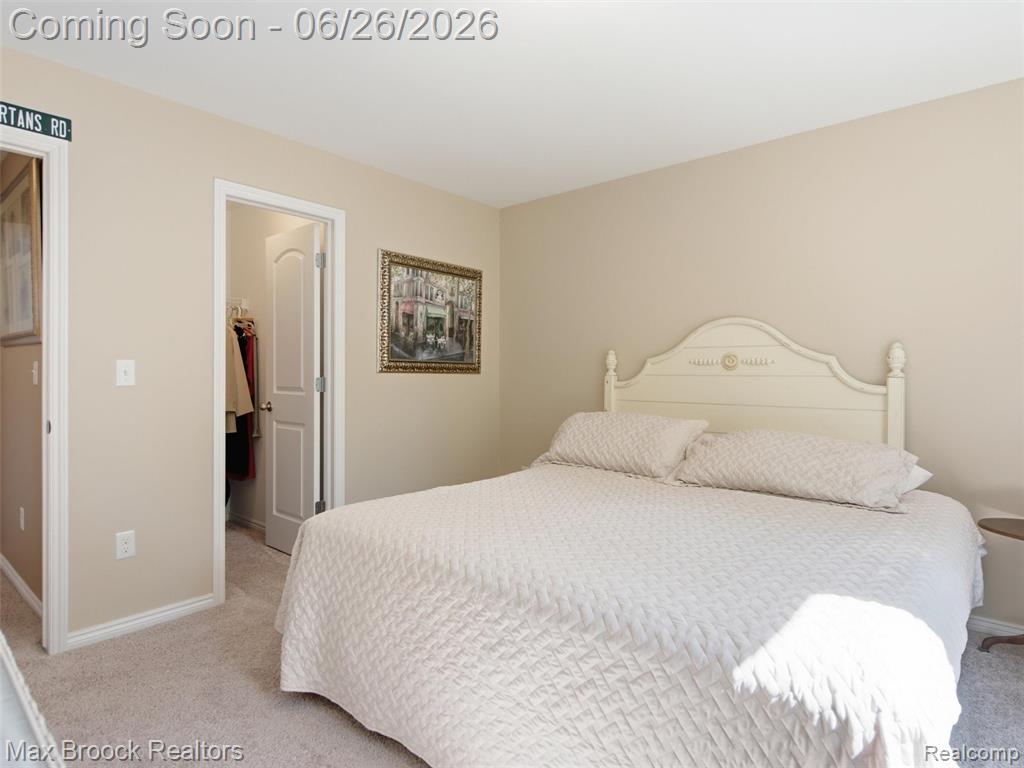 583 Birchcrest Court, Oakland, MI — Photo 40