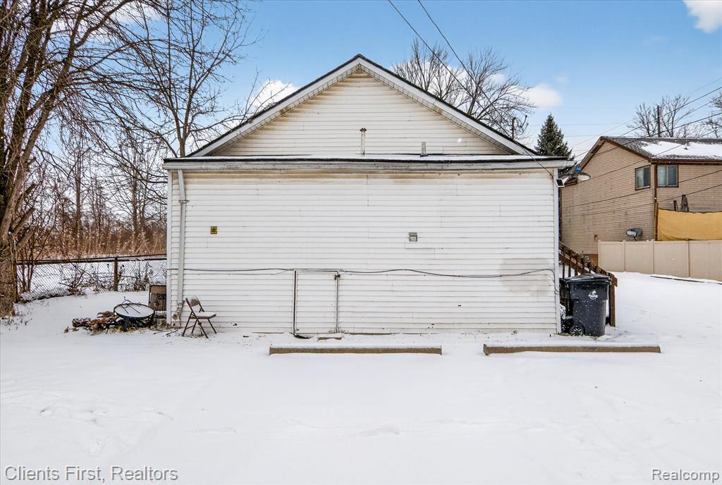843 Orange Street, Wyandotte, MI 48192 — Photo 22