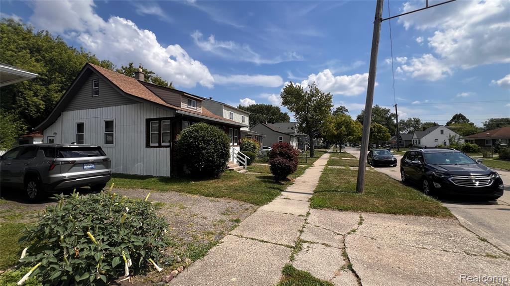 7259 Chalmers Avenue, Warren, MI 48091 — Photo 4