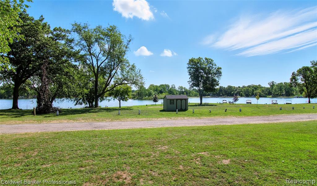 5567 Eldridge Drive, Waterford, MI 48327 — Photo 5