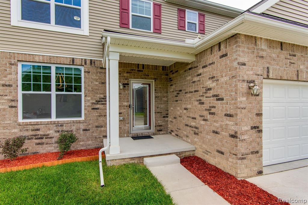 6661 MAPLELAWN Drive, Ypsilanti, MI 48197 — Photo 34