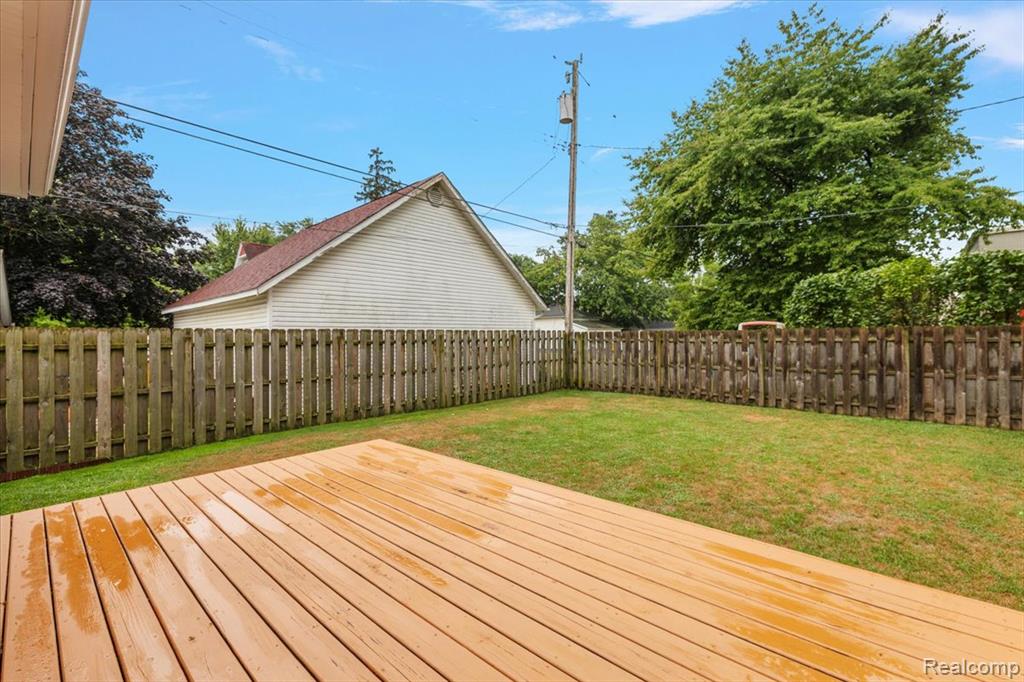74065 Crull Street, Armada, MI — Photo 27