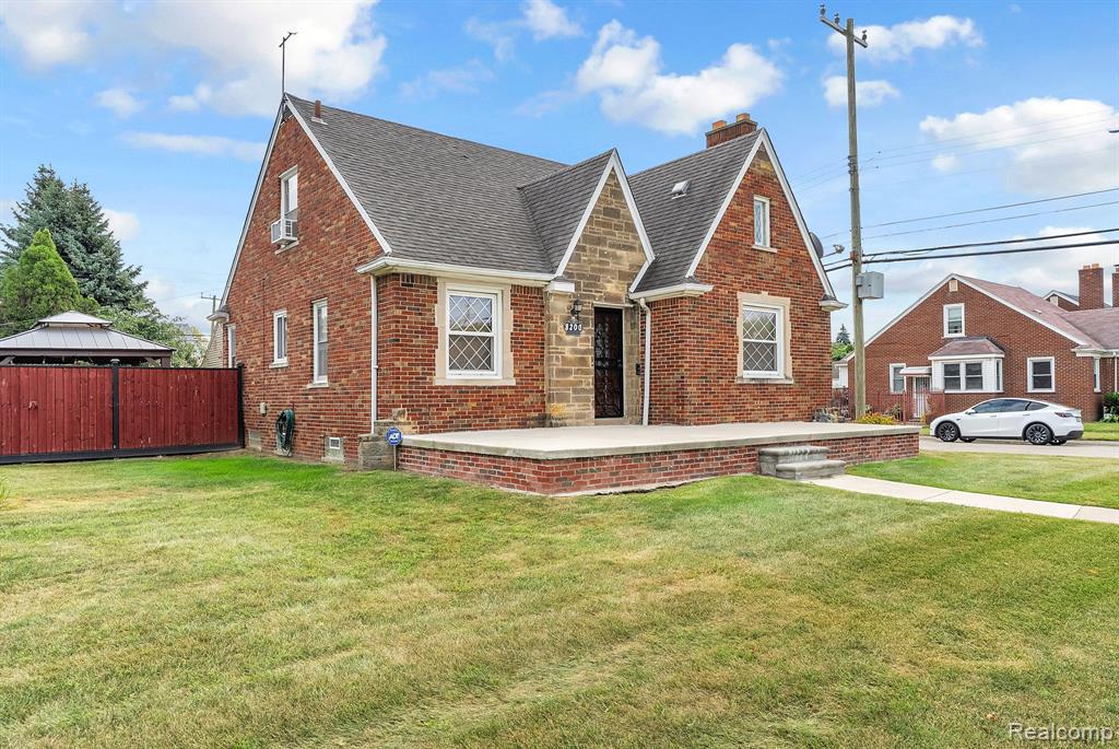 8200 Hartwell Street, Detroit, MI 48228 — Photo 3