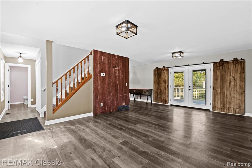 10979 Milford Road, Holly, MI 48442 — Photo 3