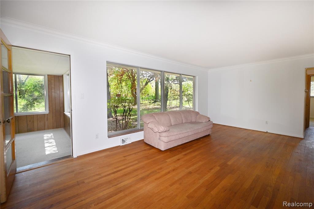 2765 Lahser Road, Bloomfield Hills, MI 48304 — Photo 10