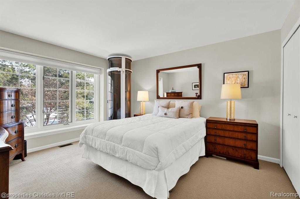 22211 Village Pines Drive, Beverly Hills, MI 48025 — Photo 26