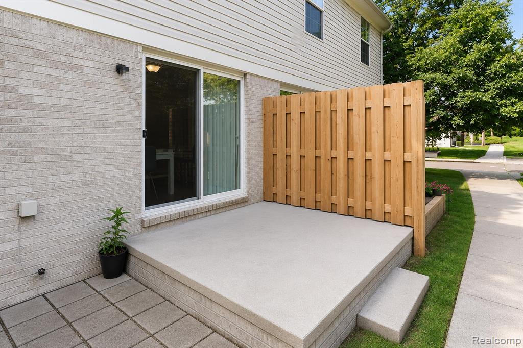 47086 Auburn Court, Utica, MI 48317 — Photo 25