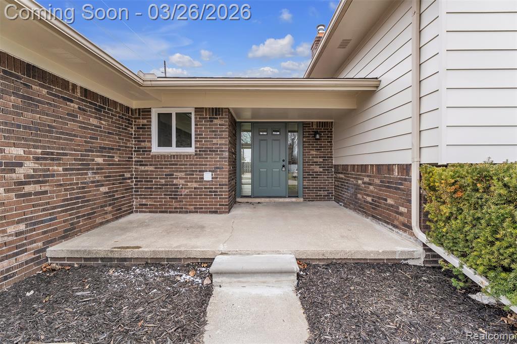 43935 Harsdale Drive, Canton, MI 48187 — Photo 4