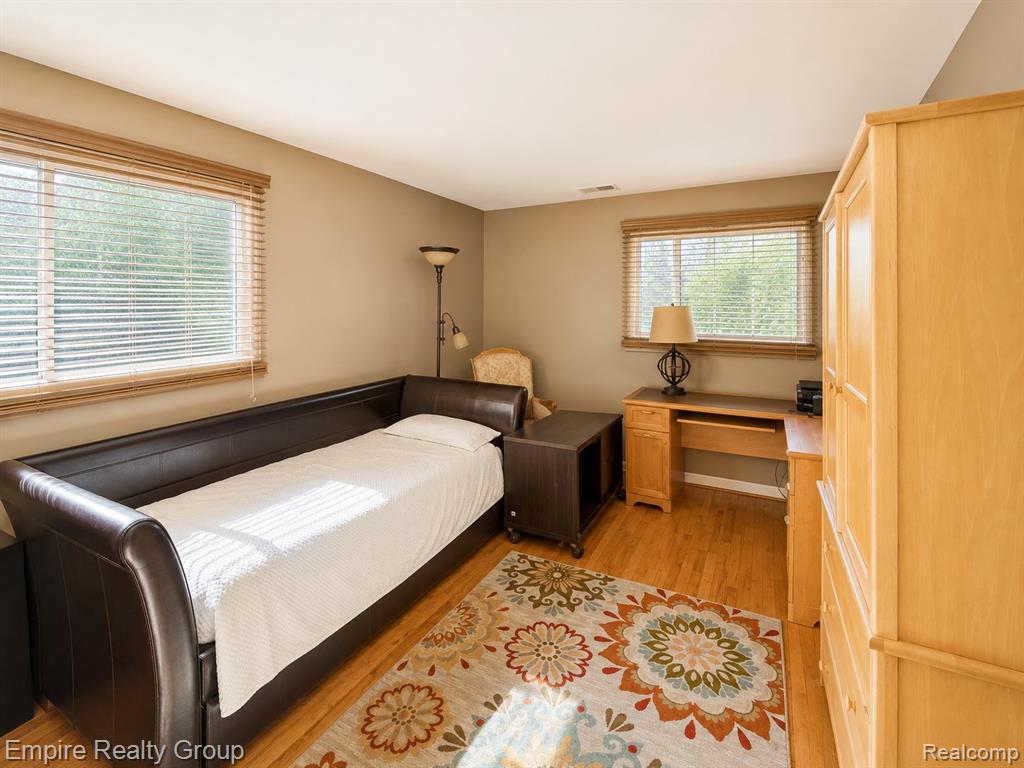 5005 Wing Lake Road, Bloomfield Hills, MI 48302 — Photo 12