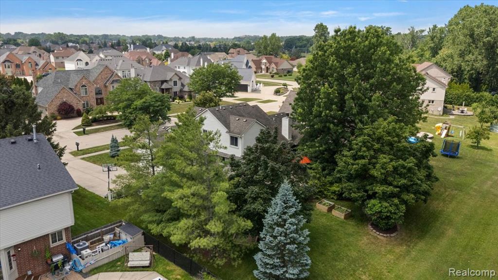42764 Bloomingdale Drive, Sterling Heights, MI 48314 — Photo 54
