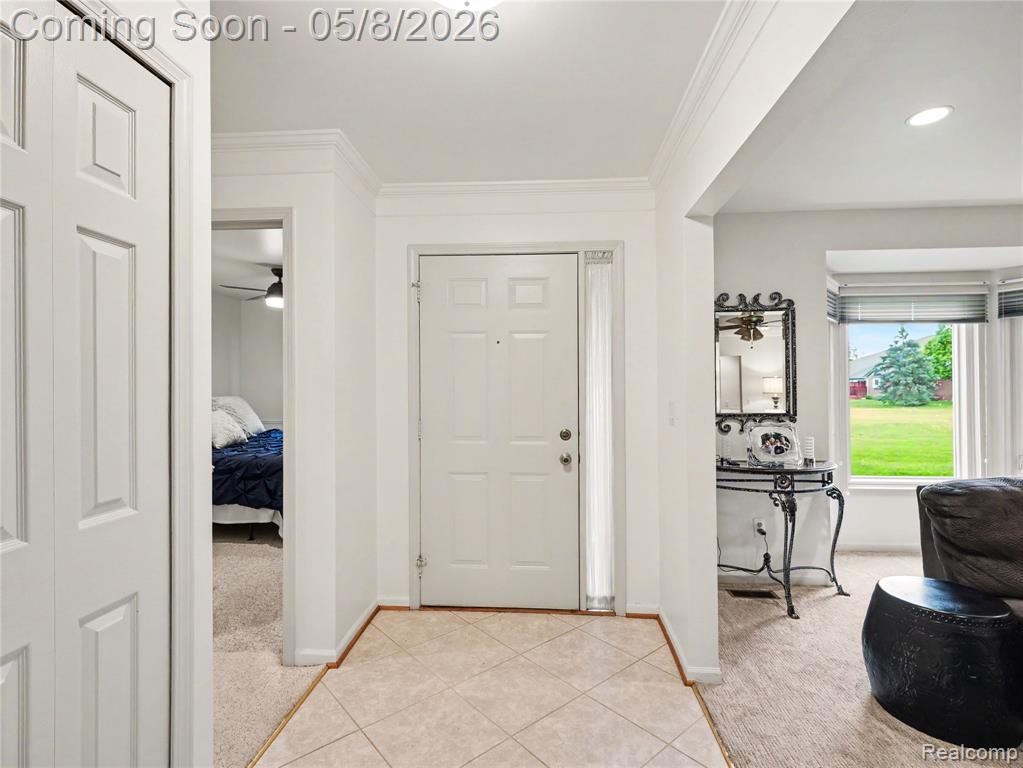 15596 Huntcliff Drive, 40, Macomb, MI 48044 — Photo 4