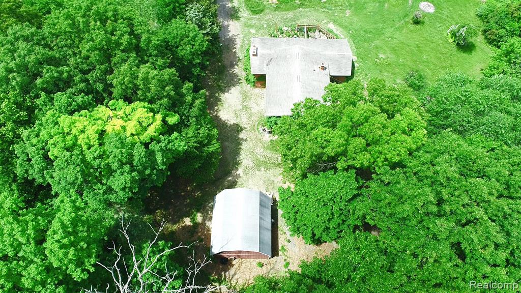 1050 Teggerdine Road, White Lake, MI — Photo 17
