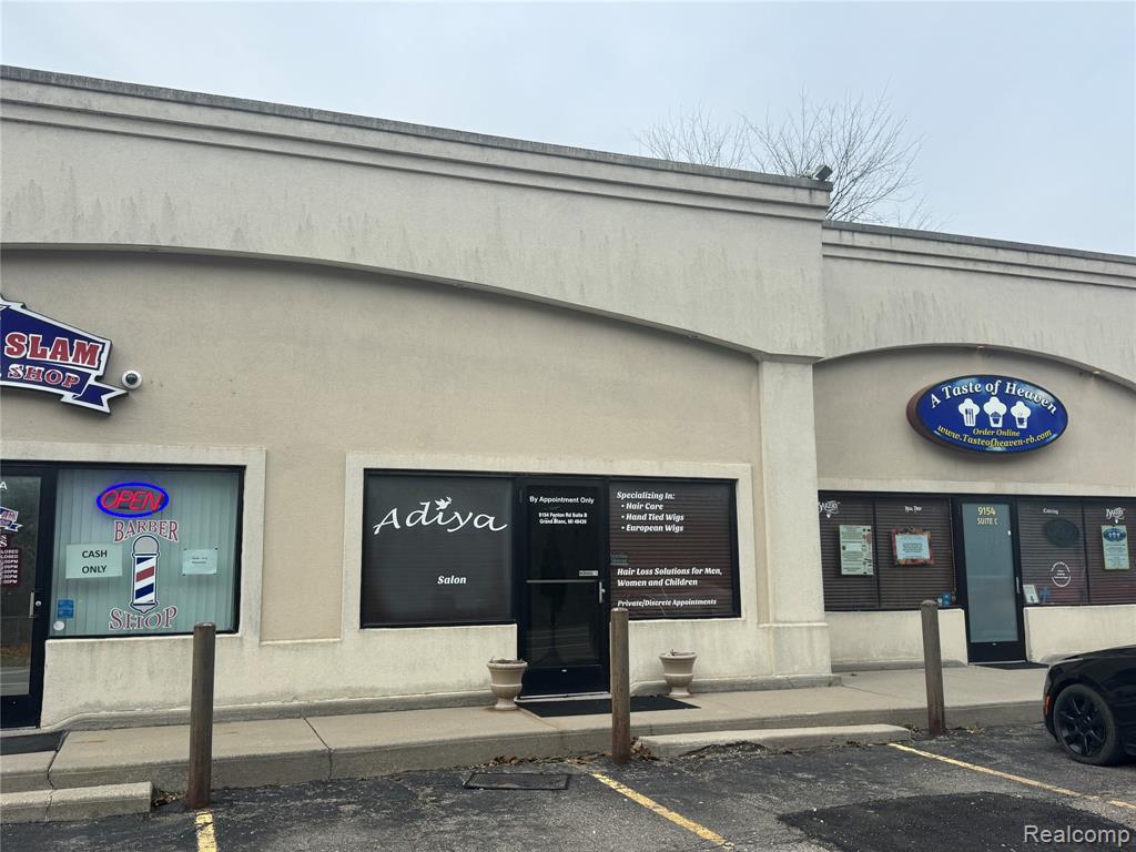 9154 Fenton Road, Grand Blanc, MI 48439