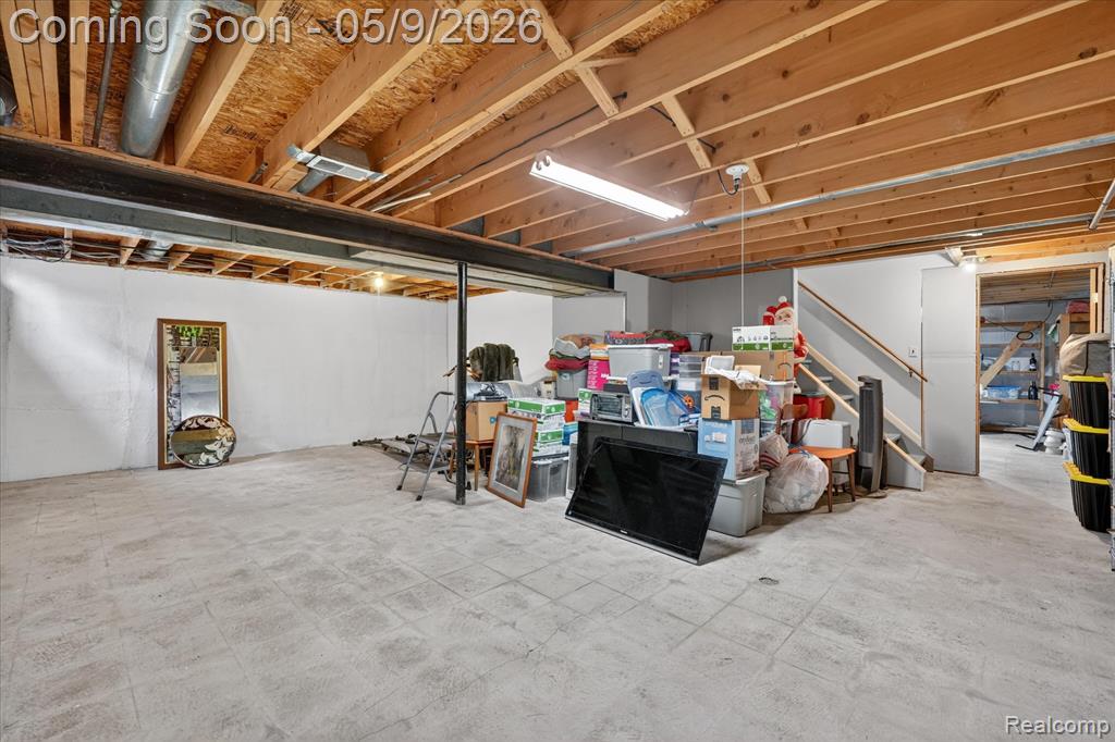 16621 Gatehouse Drive, Woodhaven, MI 48183 — Photo 34