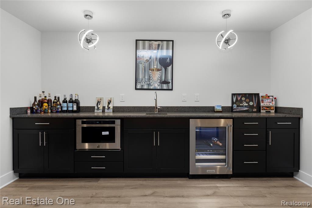 7656 Dunlap Court, West Bloomfield, MI — Photo 29