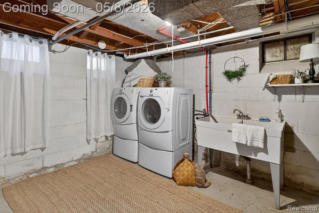 224 S Josephine Avenue, Pontiac, MI 48341 — Photo 32