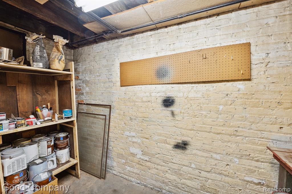 964 W LEWISTON Avenue, Ferndale, MI 48220 — Photo 40