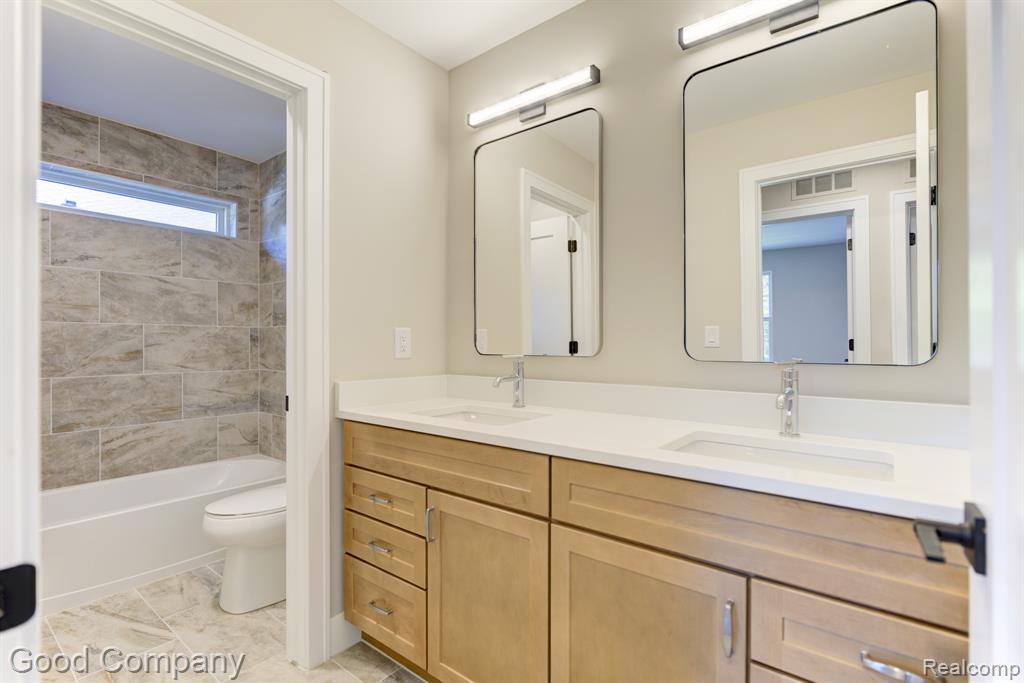 808 Irving Avenue, Royal Oak, MI 48067 — Photo 43