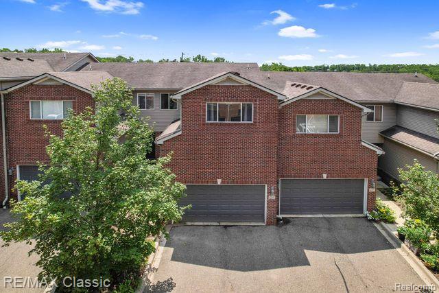 42447 CORLINA Drive, Northville, MI 48167 — Photo 2