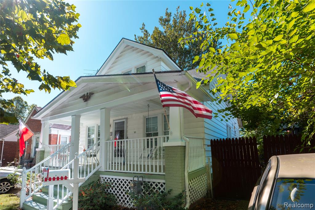6857 Woodmont Avenue, Detroit, MI 48228 — front exterior