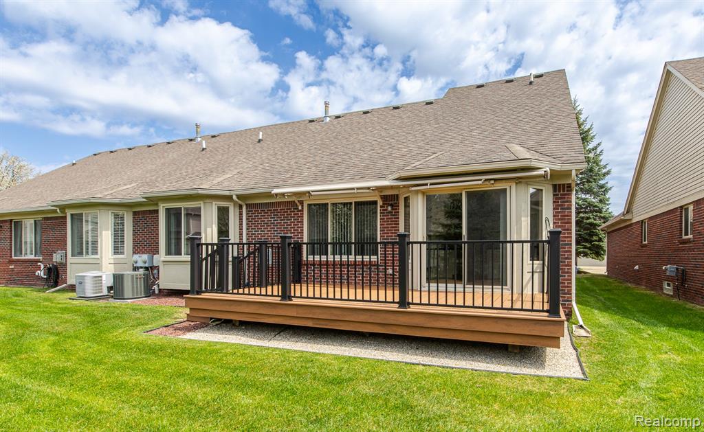 50077 Lexington Avenue E, Utica, MI 48317 — Photo 40