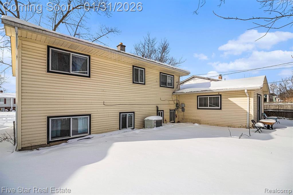 669 Provincetown Road, Auburn Hills, MI 48326 — Photo 4