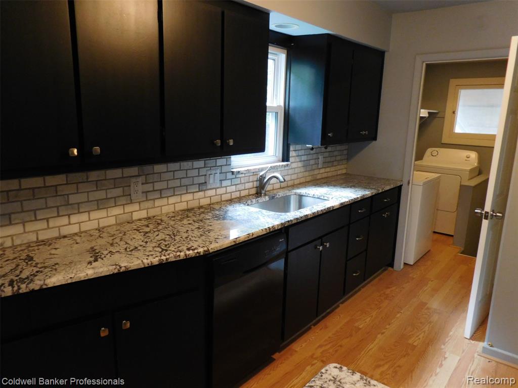 891 Humphrey, Birmingham, MI 48009 — Photo 16