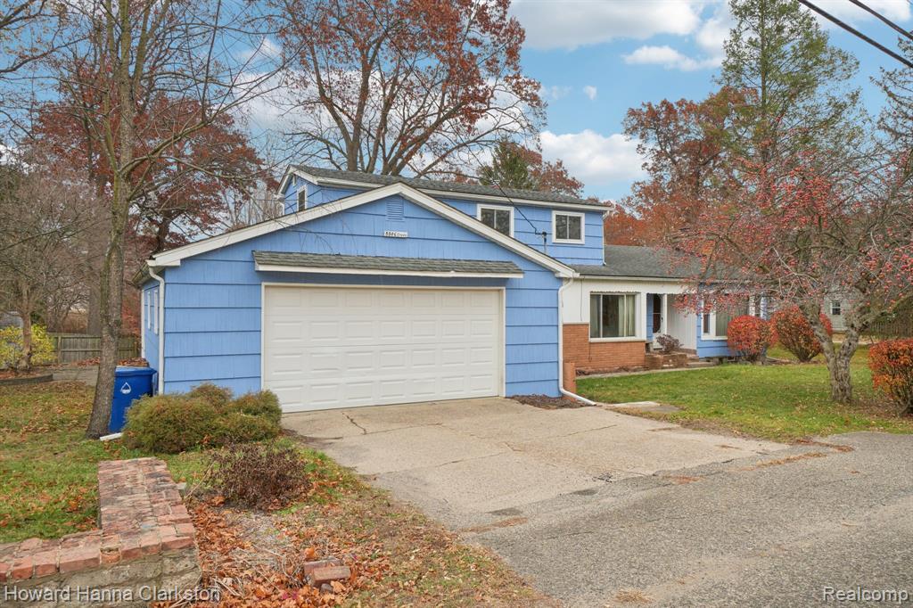 5506 Cruse Avenue, Waterford, MI 48327 — Photo 2