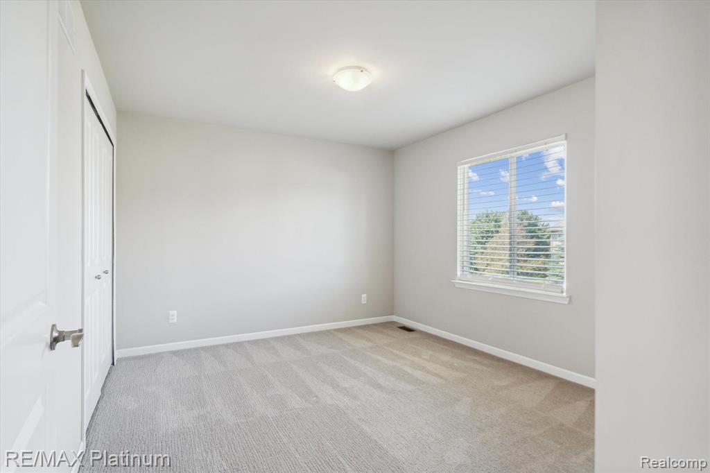 4465 Daniel, Grand Blanc, MI 48439 — Photo 14