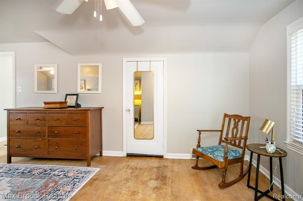 13353 Sherwood Drive, Huntington Woods, MI — Photo 38