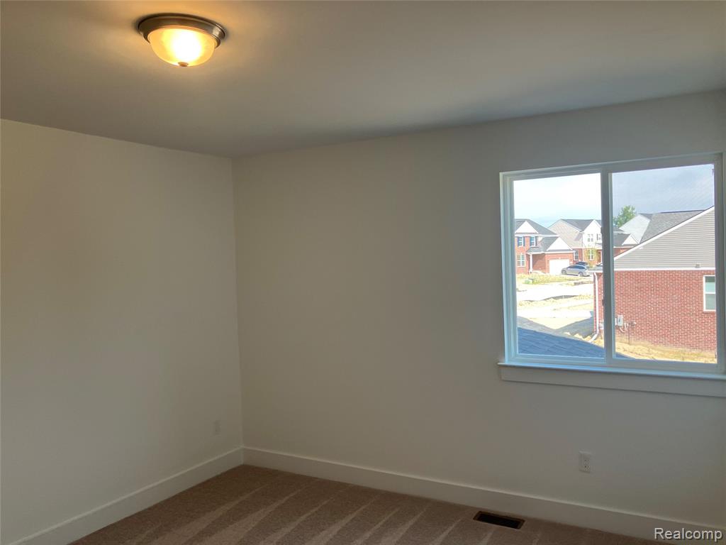 1918 MAGGIE Lane, Ypsilanti, MI 48198 — Photo 4