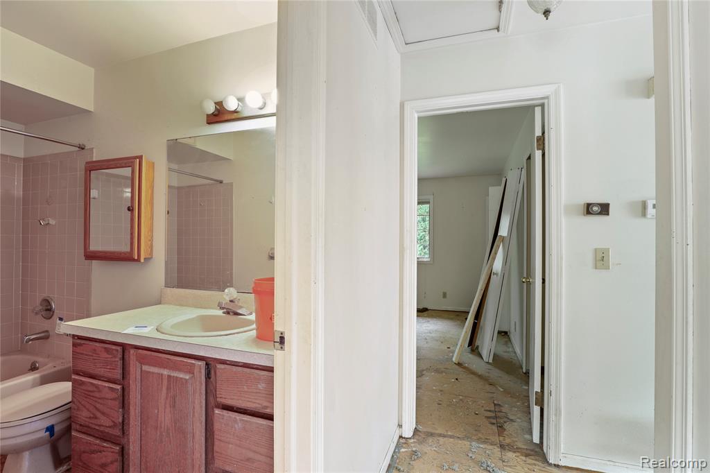 5200 Lin Hill Drive, Mundy, MI 48473 — Photo 24