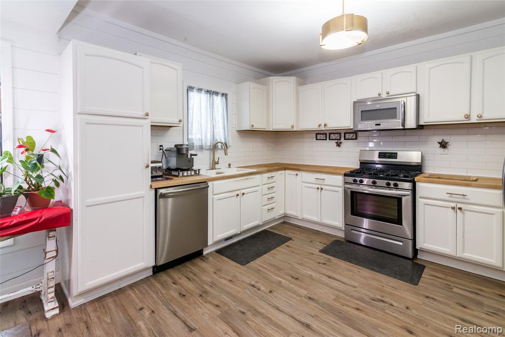 6158 S Fulton Street, Mayville Vlg, MI 48744 — Photo 34