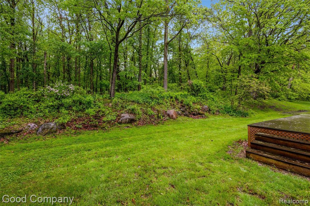 5893 CHRISTINA Drive, West Bloomfield, MI 48324 — Photo 59
