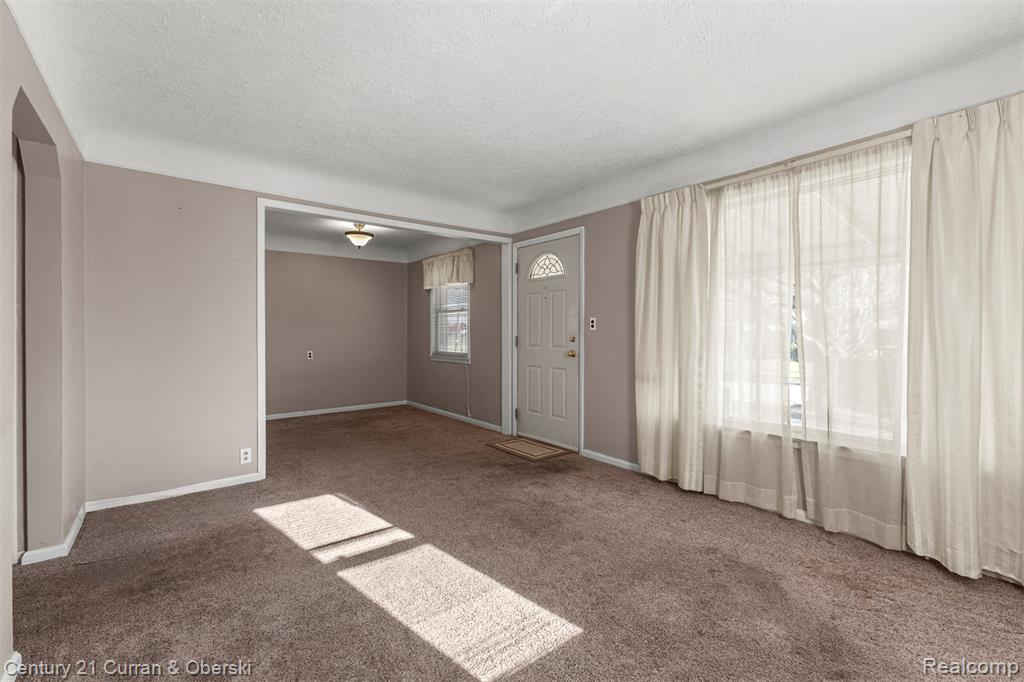 9616 Colwell Avenue, Allen Park, MI 48101 — Photo 8