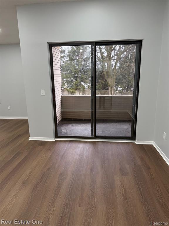 6540 Ridgefield Circle #201 Circle, West Bloomfield, MI — Photo 7