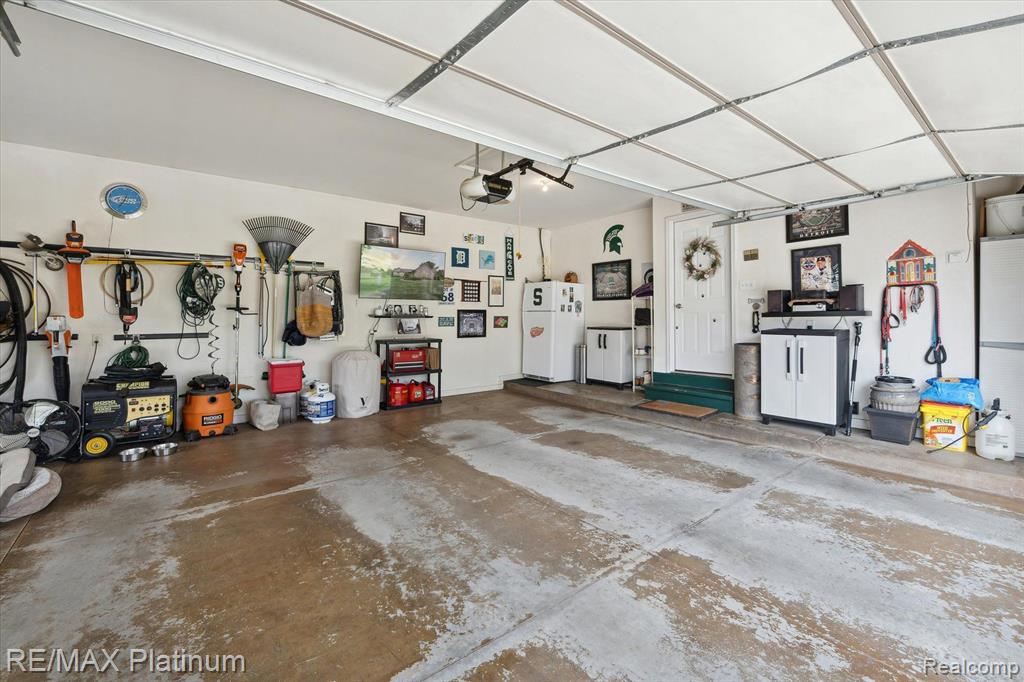 8927 Giovanni Ct, Howell, MI 48855 — Photo 48