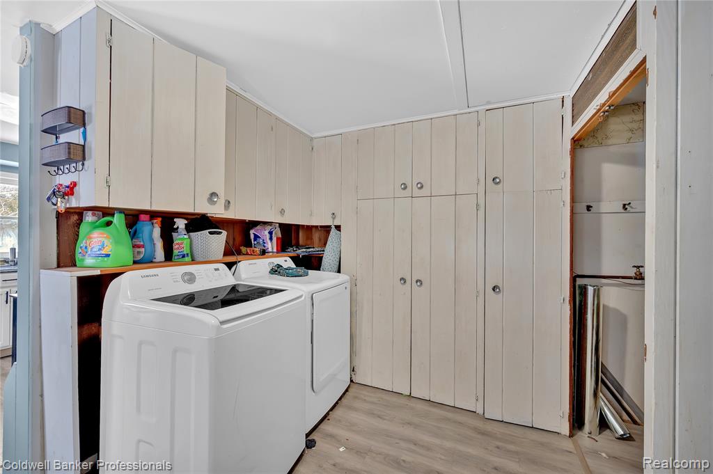 413 Turrill Avenue, Lapeer, MI 48446 — Photo 17