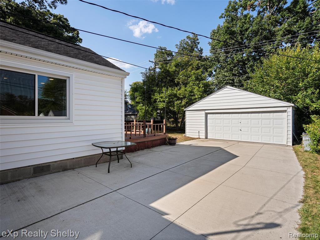 606 Catalpa Drive, Royal Oak, MI 48067 — Photo 27