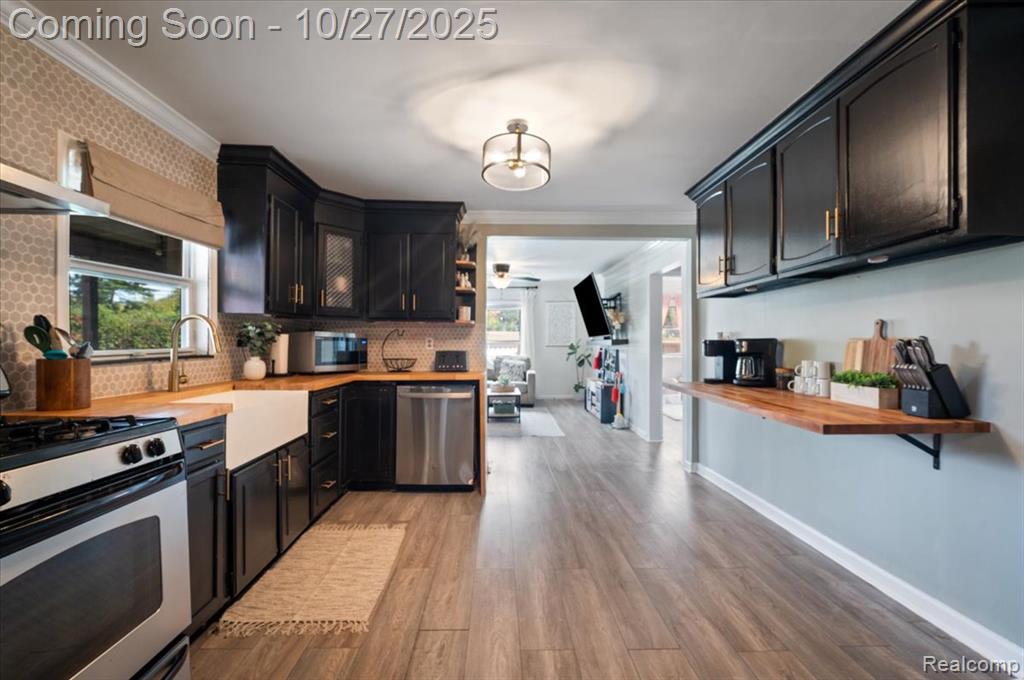 6425 Simmons Road, Waterford, MI 48327 — Photo 10