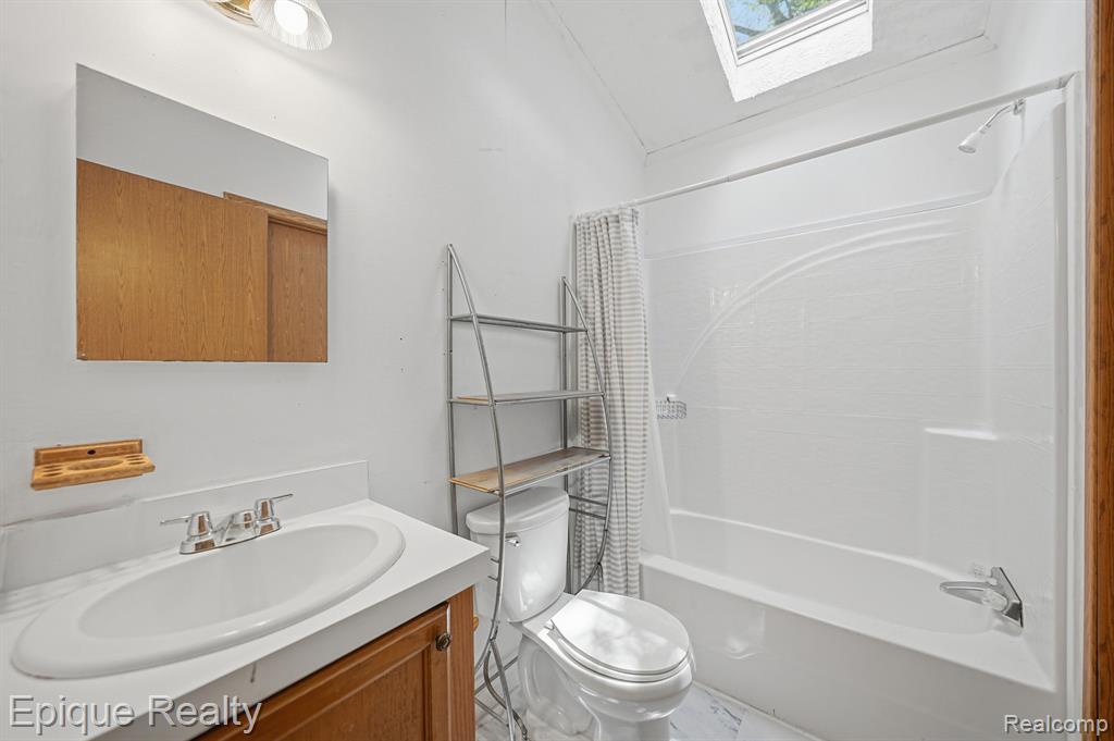 6255 Lake Drive, Augusta, MI 48197 — Photo 17